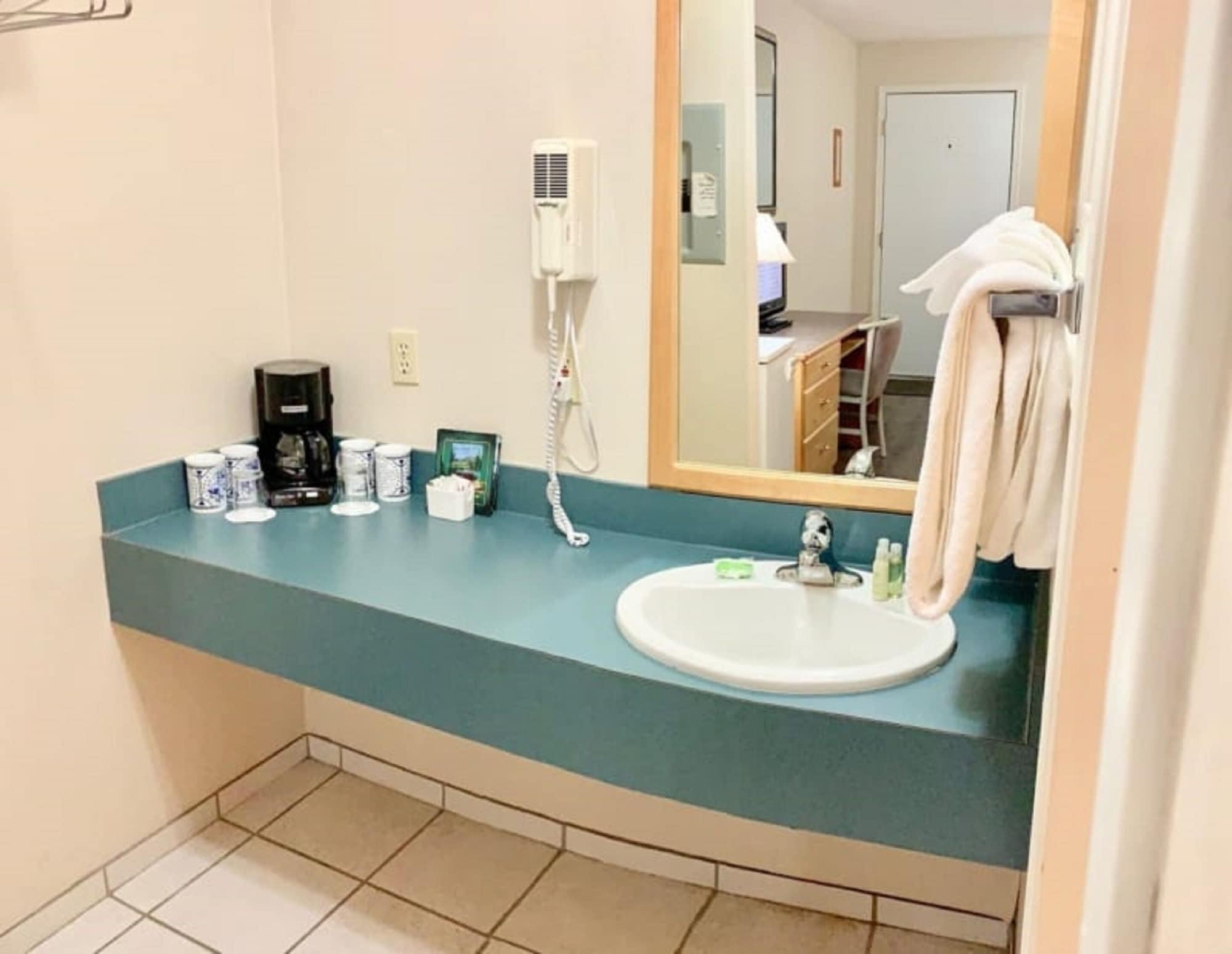 Sunwapta Falls Rocky Mountain Lodge ジャスパー エクステリア 写真