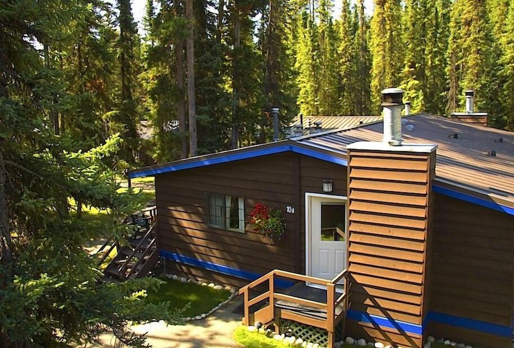 Sunwapta Falls Rocky Mountain Lodge ジャスパー エクステリア 写真